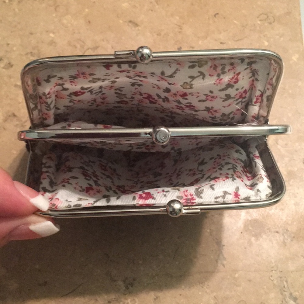 ‼️LAST ONE‼️ 🎉HP🎉 Black Coin Purse - Picture 2 of 3
